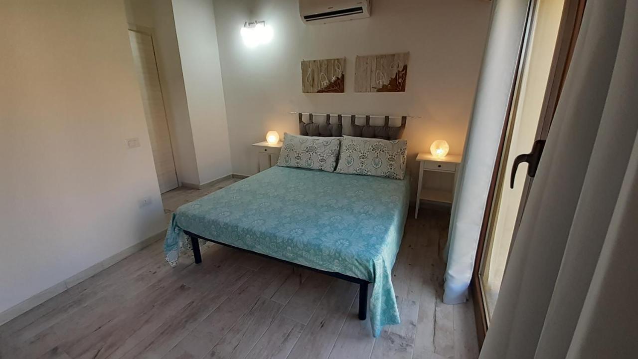 B&B U Punenti ラ・マッダレーナ エクステリア 写真
